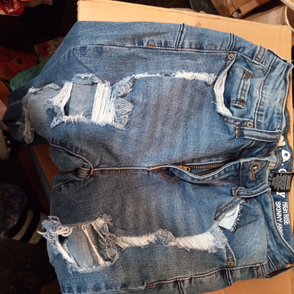 Pants - Picture 9 of 10